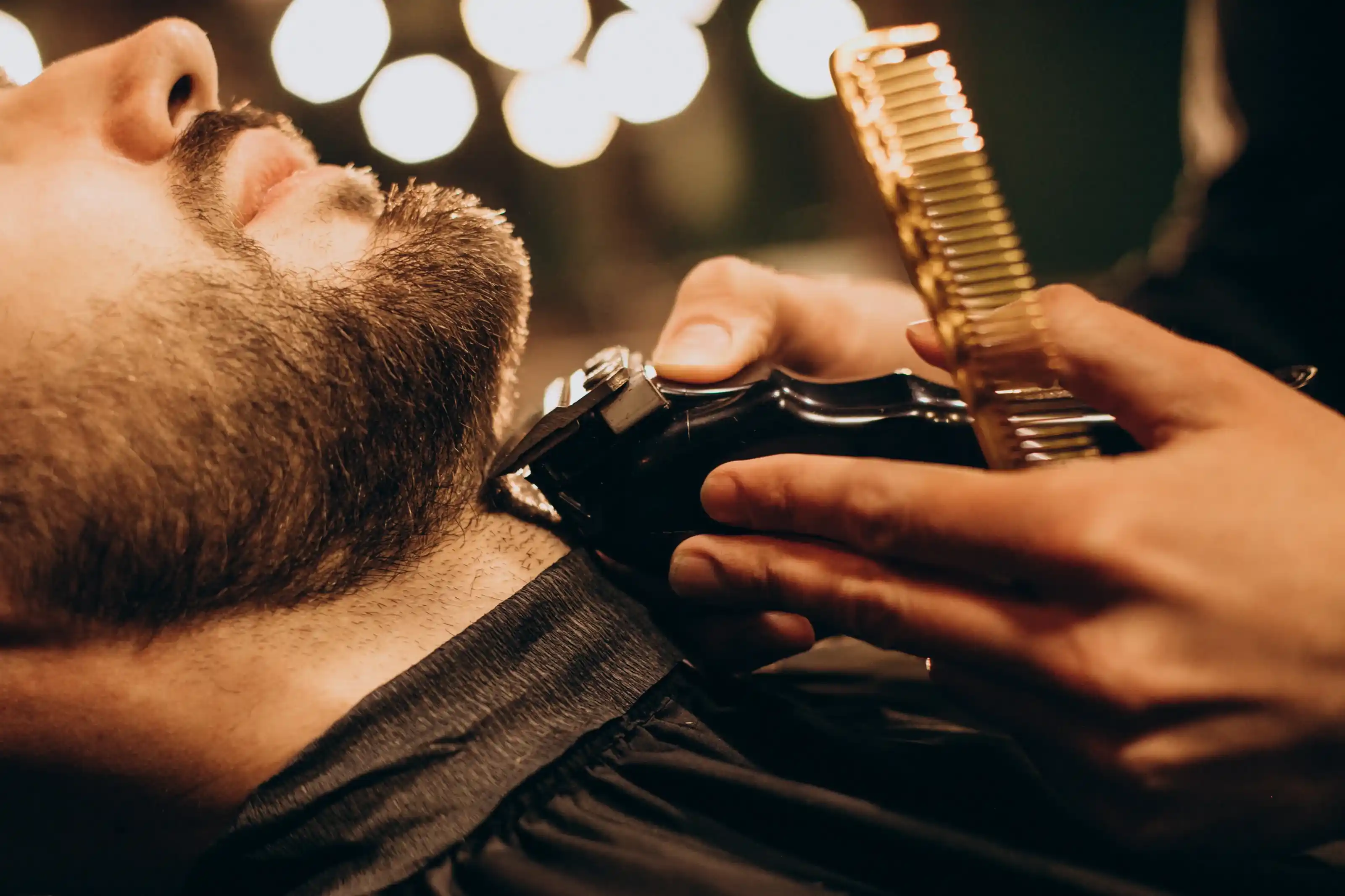 Zamberleest Barbershop Contact